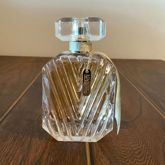 Victoria's Secret - 1.7oz SIZE - Bombshell Celebration Perfume - Discontinued - Picture 1 of 3